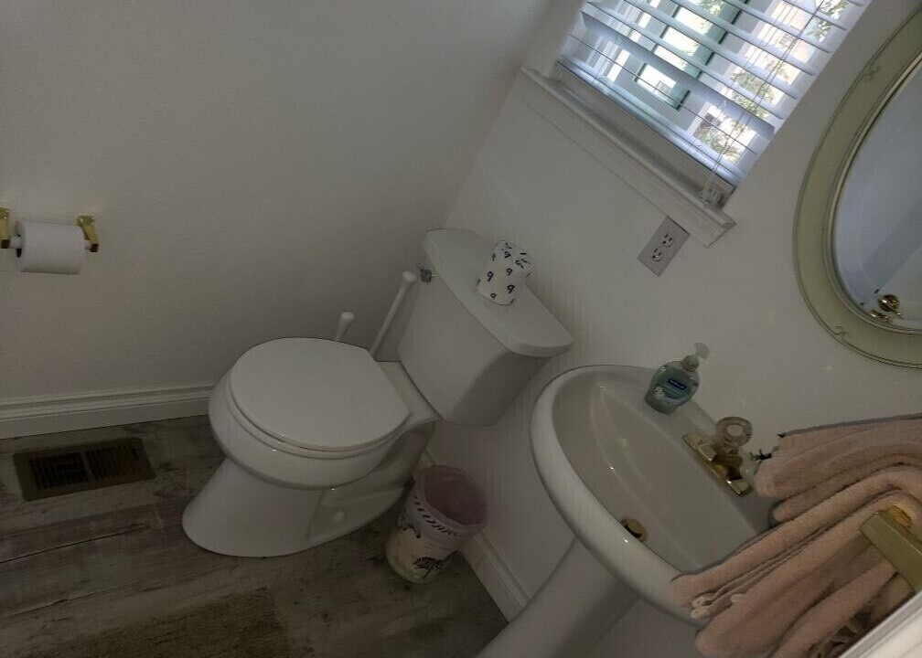 Photo of Bathroom in Marine Terrace
