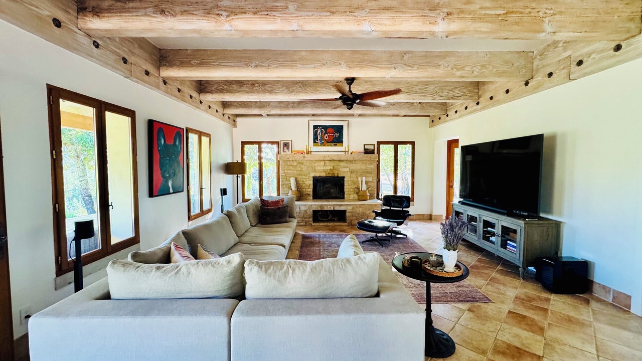 Photo of Livingroom in Glen Ellen