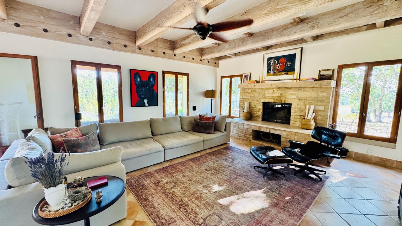 Photo of Livingroom in Glen Ellen