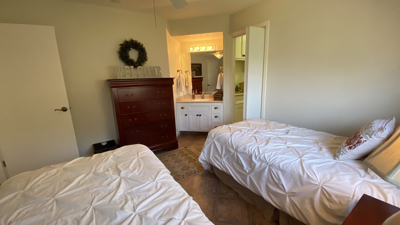 Photo of Bedroom in Springville
