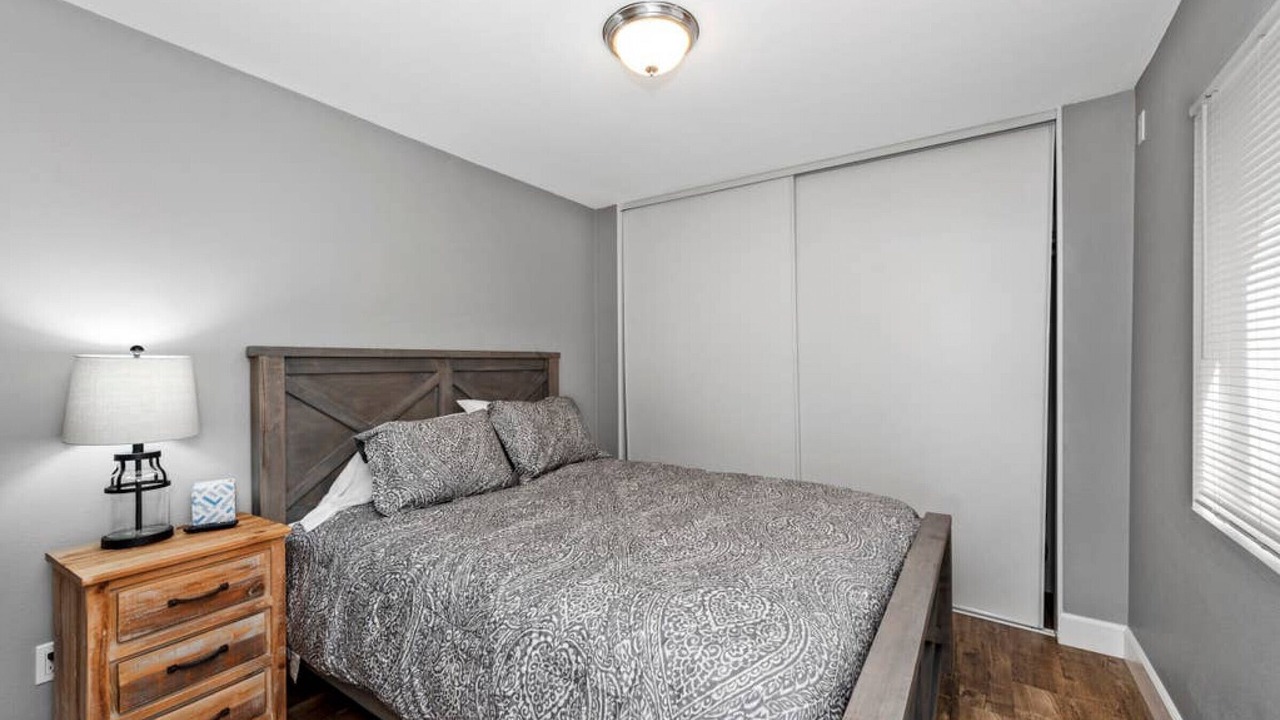 Photo of Bedroom in Balboa Peninsula
