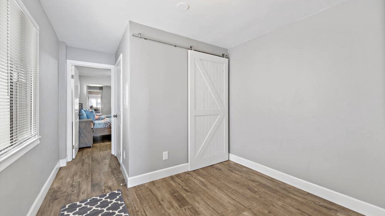 Photo of Bedroom in Balboa Peninsula