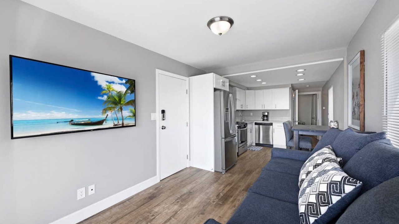 Photo of Livingroom in Balboa Peninsula