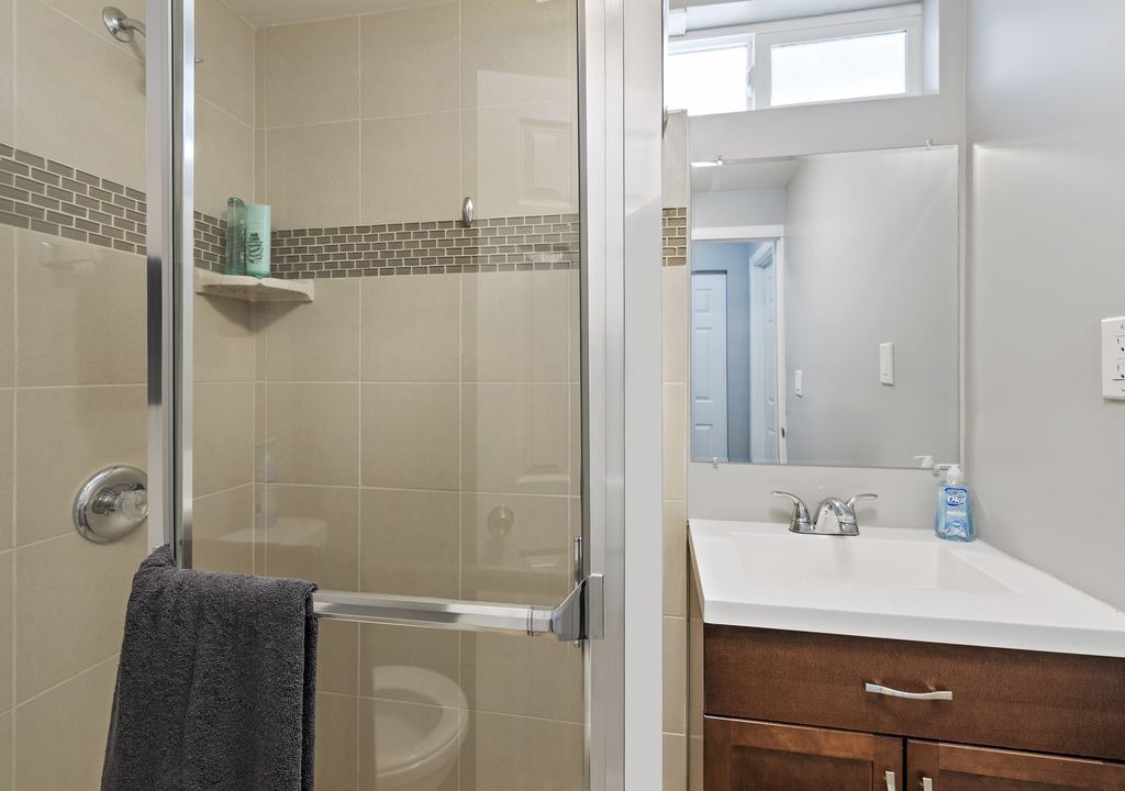 Photo of Bathroom in Balboa Peninsula
