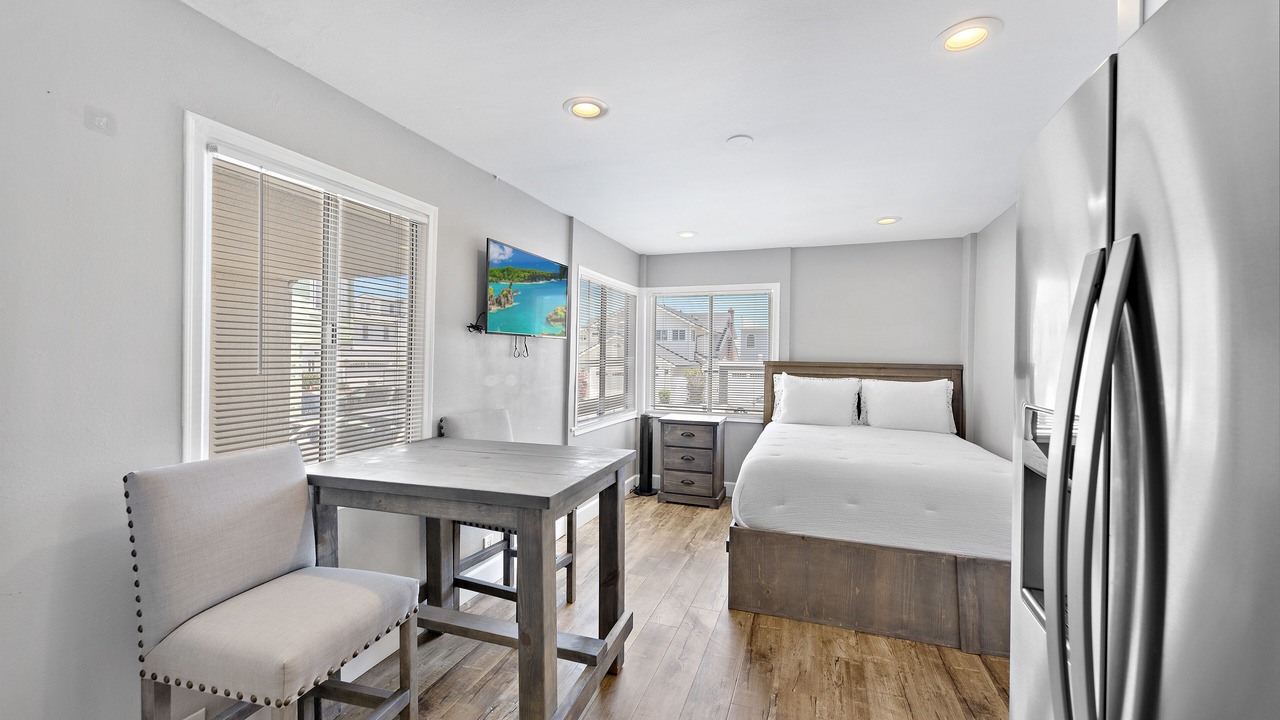 Photo of Livingroom in Balboa Peninsula