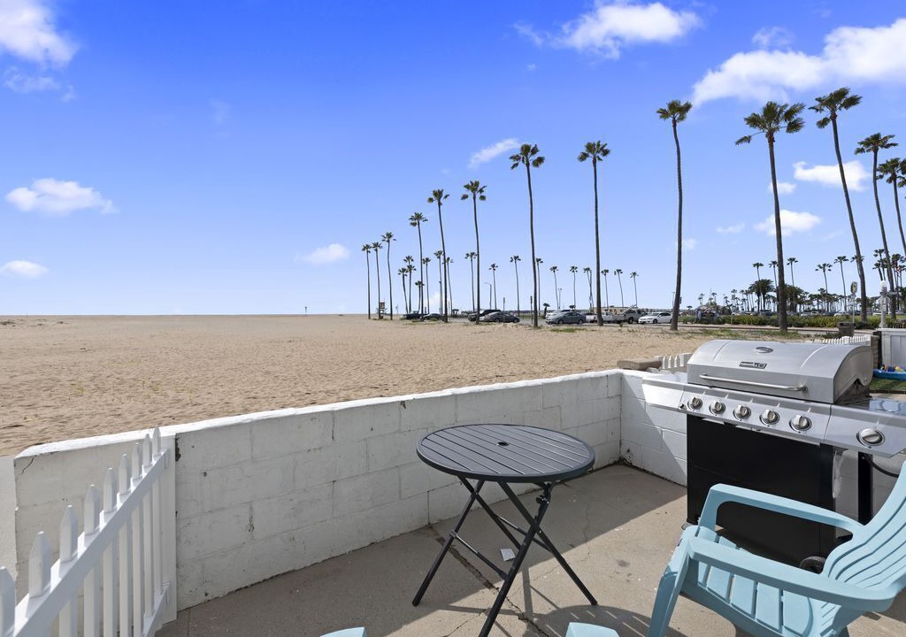 Photo of Patio Balcony in Balboa Peninsula