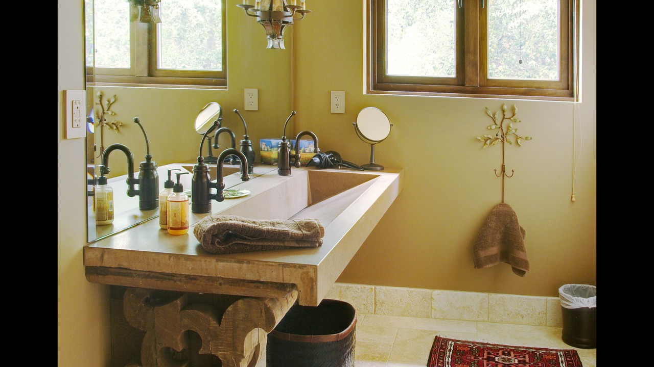 Photo of Bathroom in Coombsville