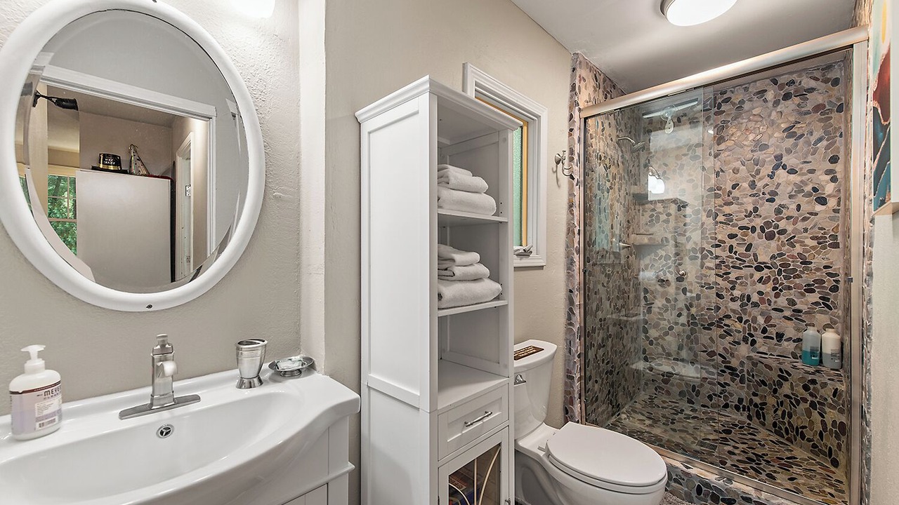 Photo of Bathroom in Northwood