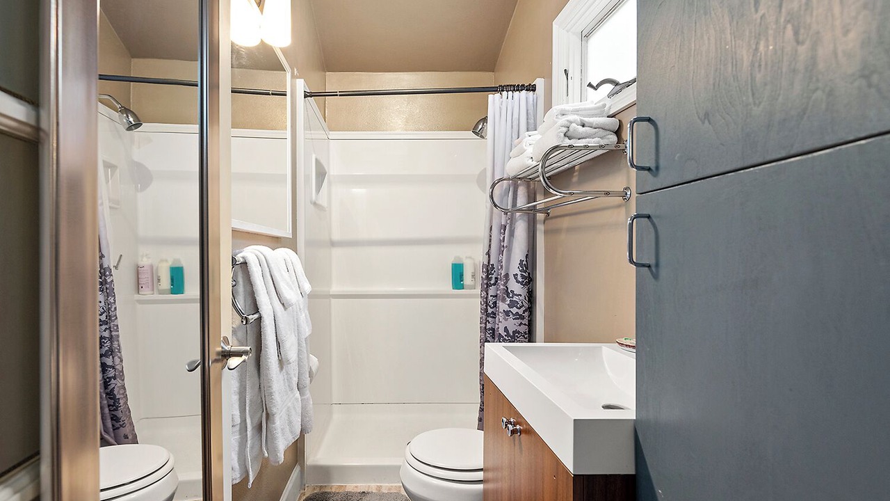 Photo of Bathroom in Northwood
