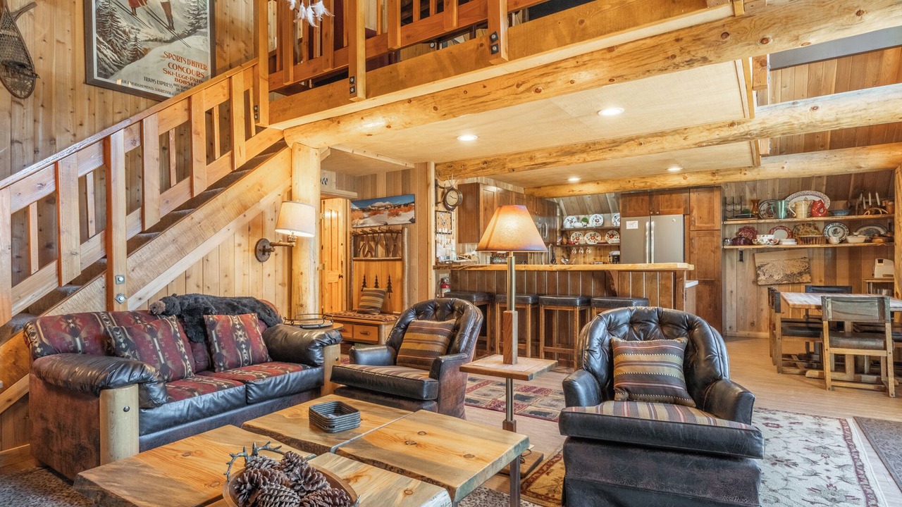 Photo of Bedroom in Mammoth Lakes