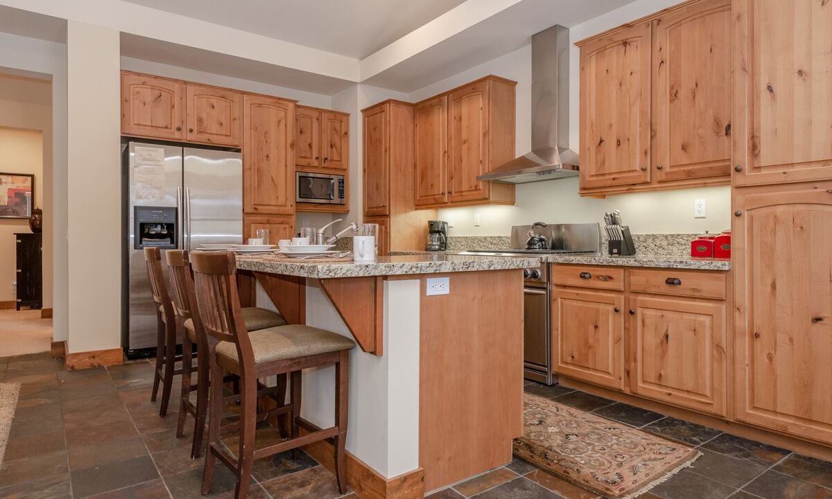 Photo of Kitchen in Mammoth Lakes
