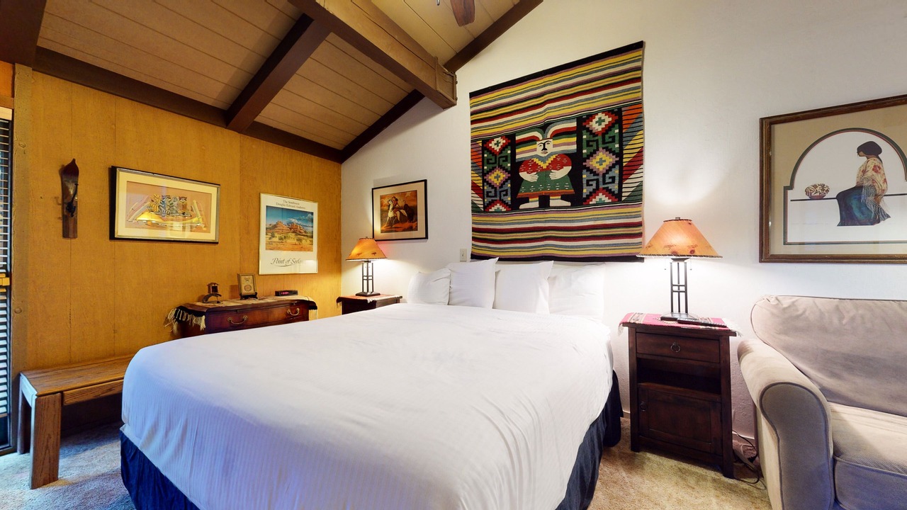 Photo of Bedroom in Mammoth Lakes