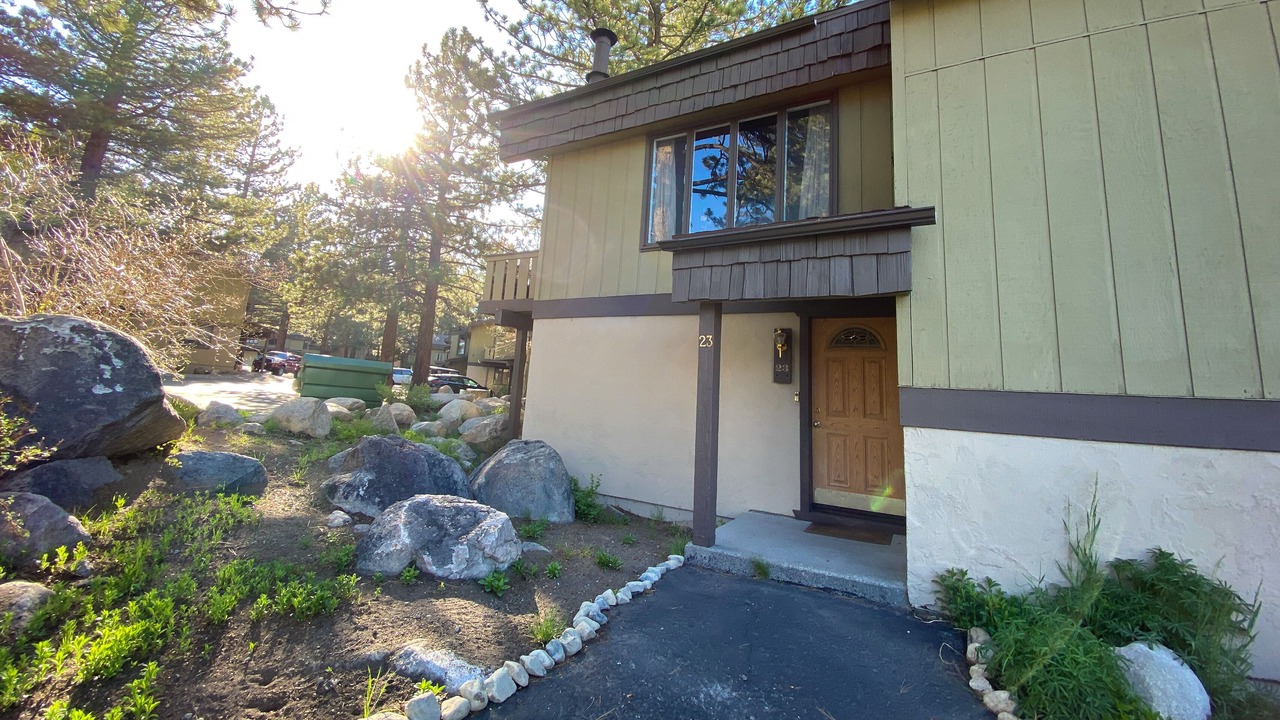 Photo of Outdoor in Mammoth Lakes