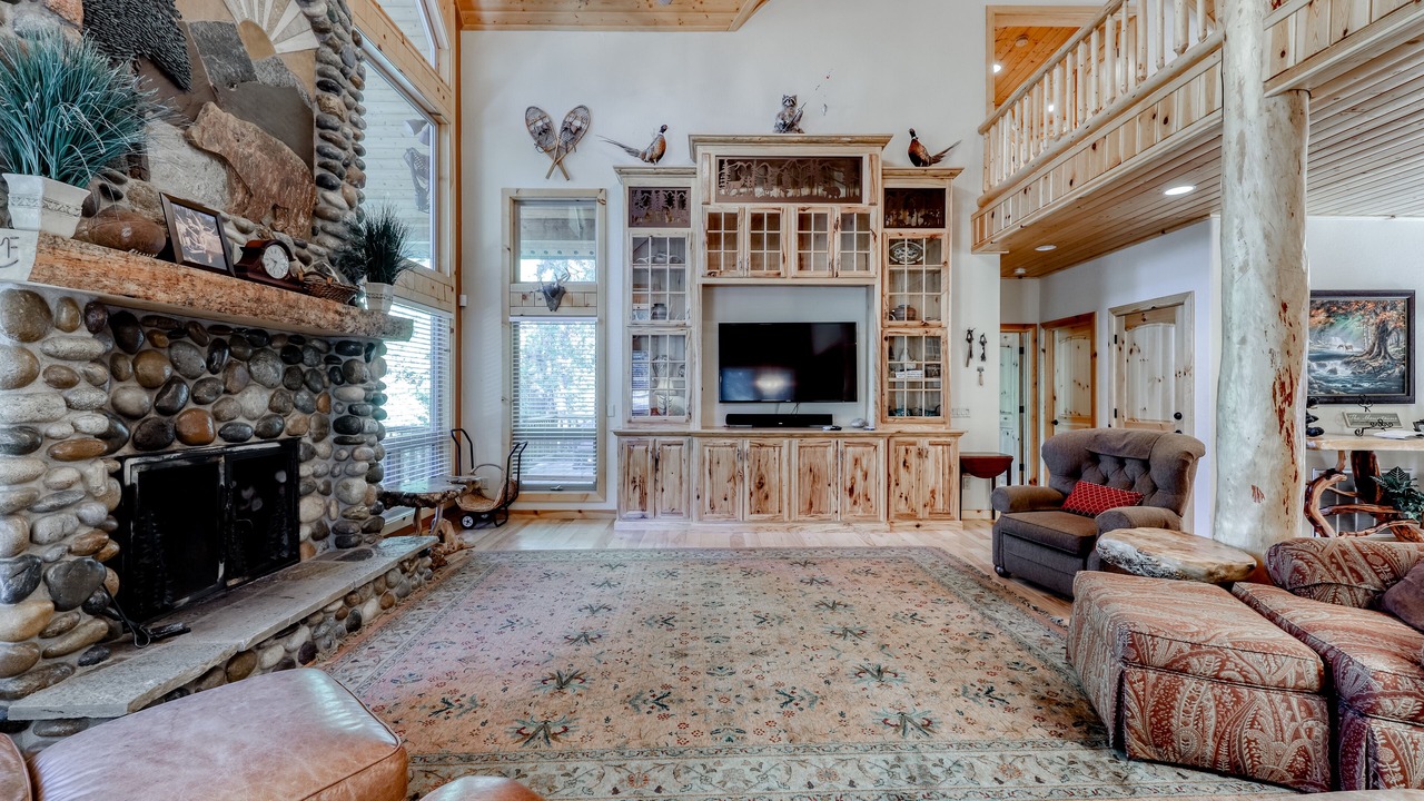Photo of Livingroom in Granite Ridge