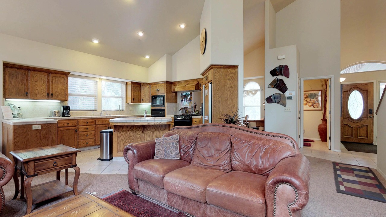 Photo of Livingroom in Granite Ridge
