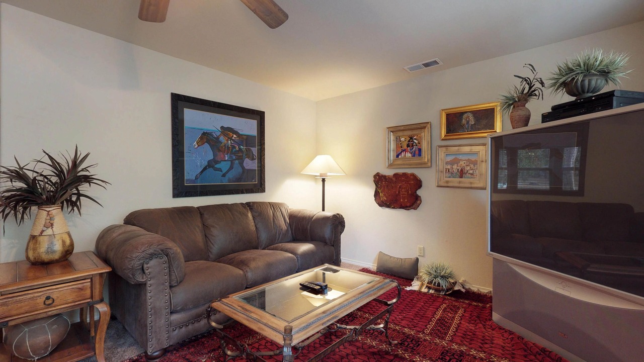 Photo of Livingroom in Granite Ridge