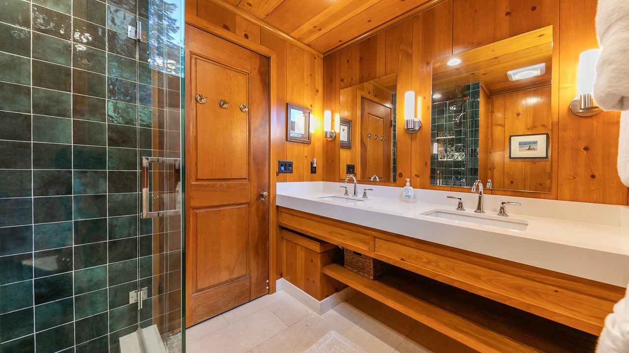 Photo of Bathroom in Brockway