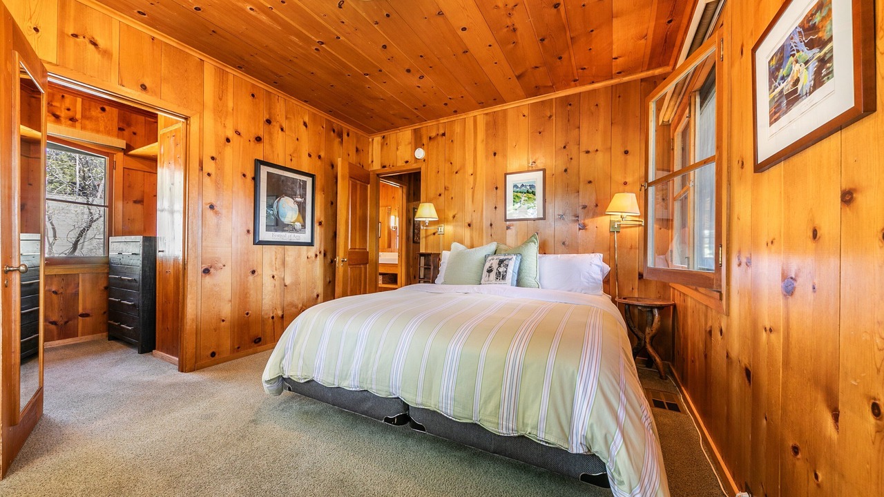 Photo of Bedroom in Brockway