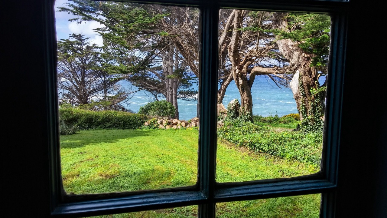 Photo of Bedroom in Mendocino