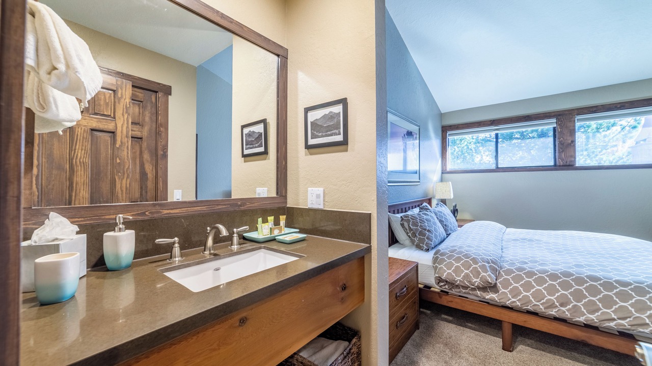 Photo of Bathroom in Mammoth Lakes