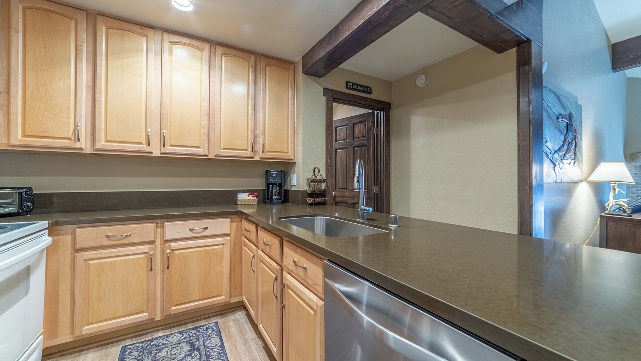 Photo of Kitchen in Mammoth Lakes