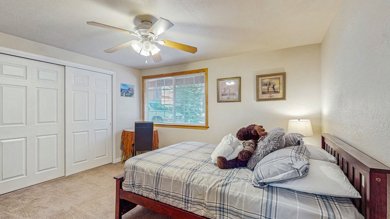 Photo of Bedroom in Pioneer Trail