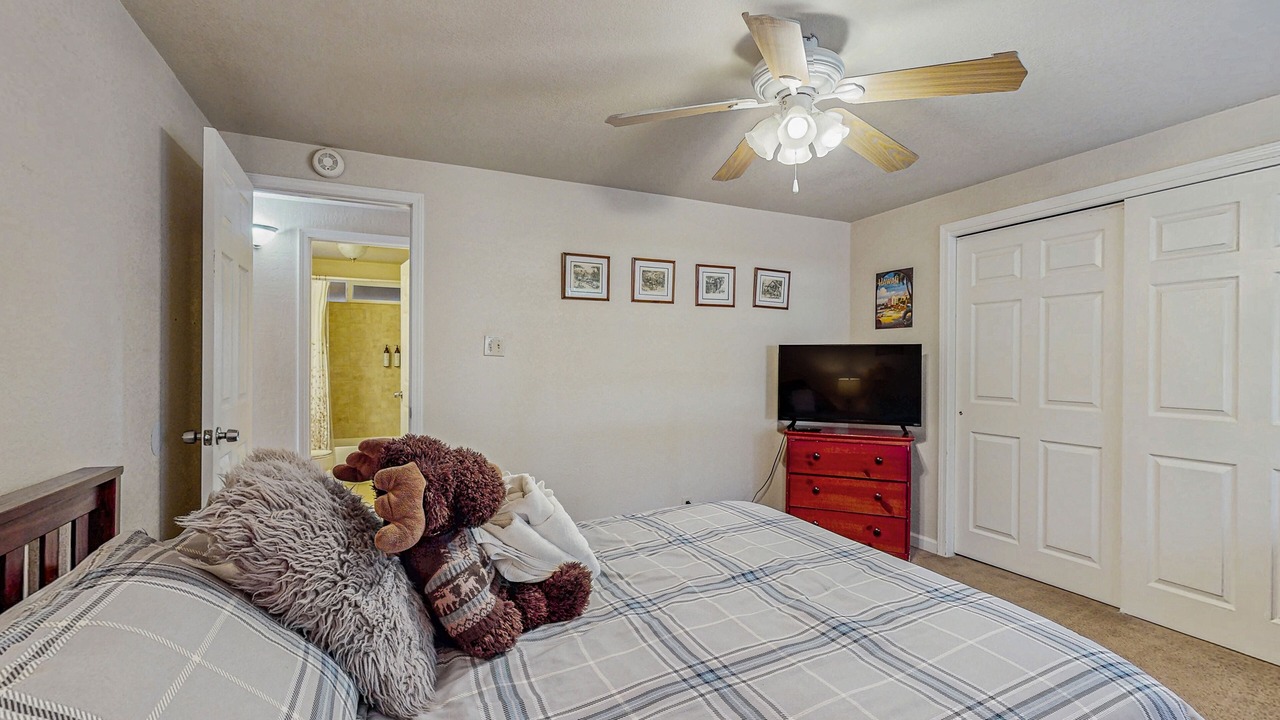 Photo of Bedroom in Pioneer Trail