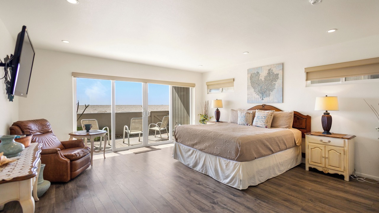 Photo of Bedroom in Hollywood
