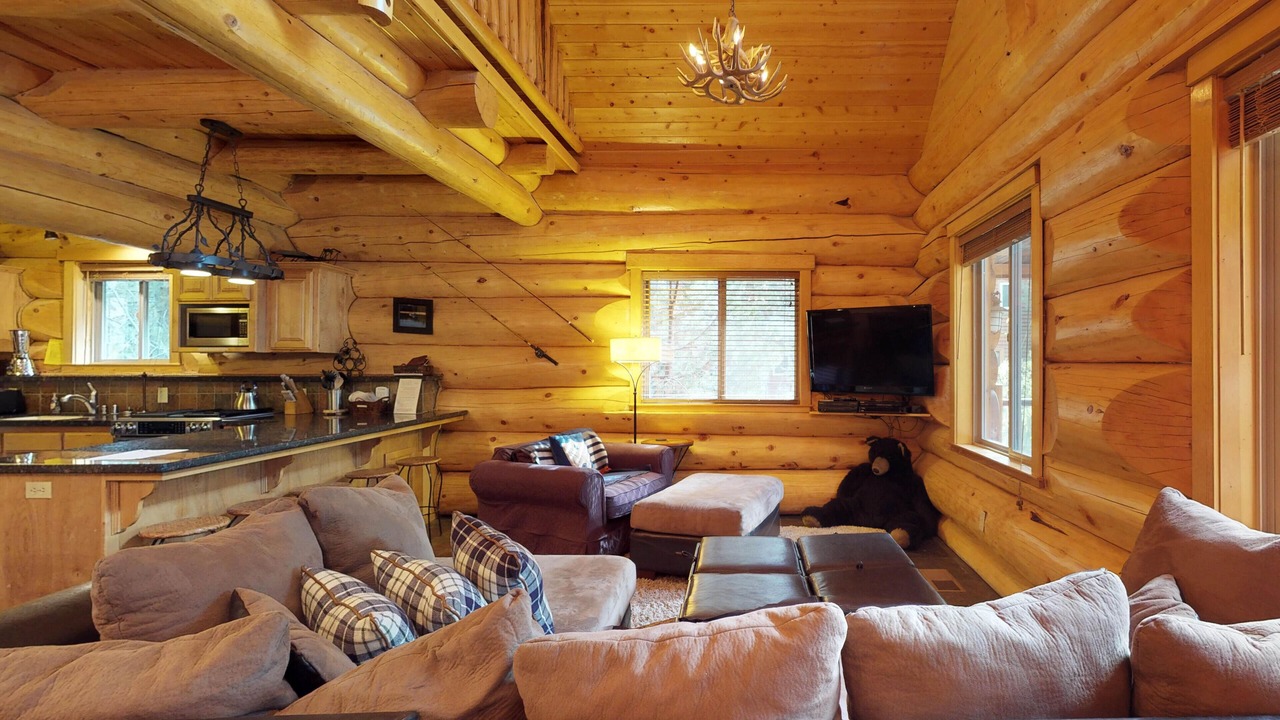 Photo of Livingroom in Lakeshore