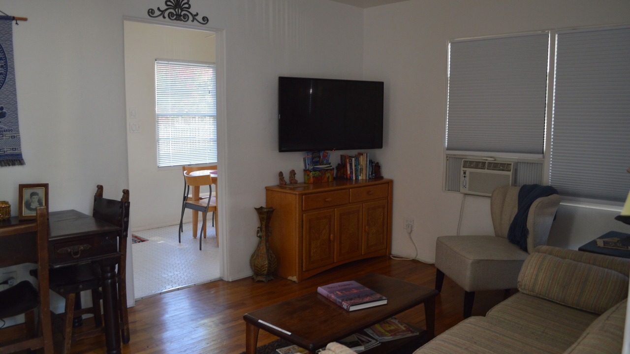 Photo of Livingroom in Old Town