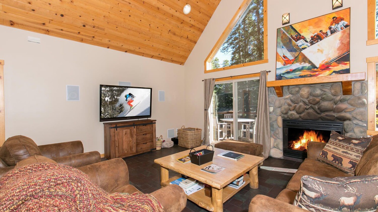 Photo of Livingroom in Homewood