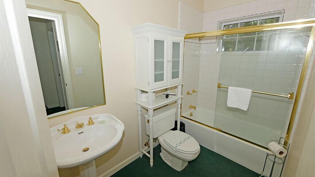Photo of Bathroom in Montgomery Estates
