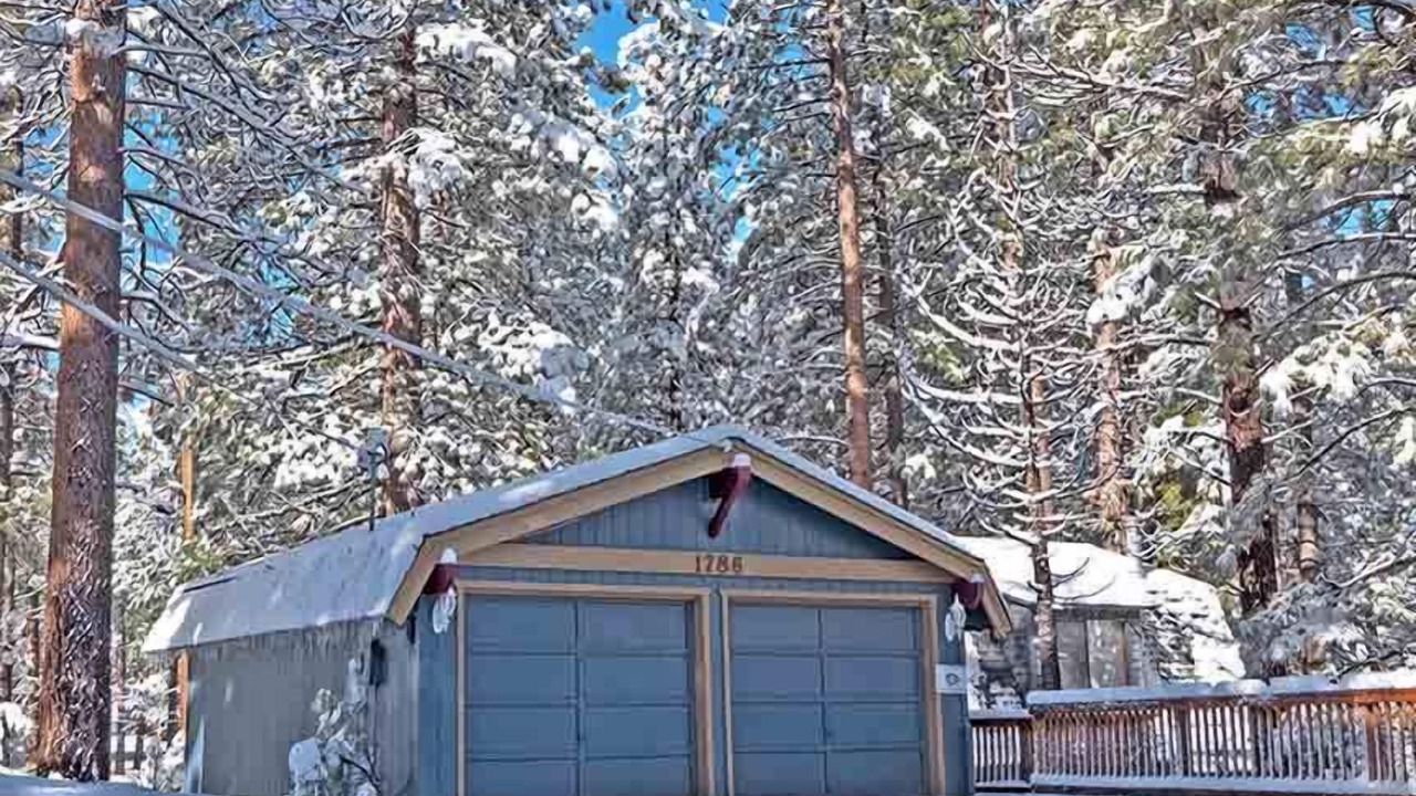 Photo of Outdoor in Montgomery Estates