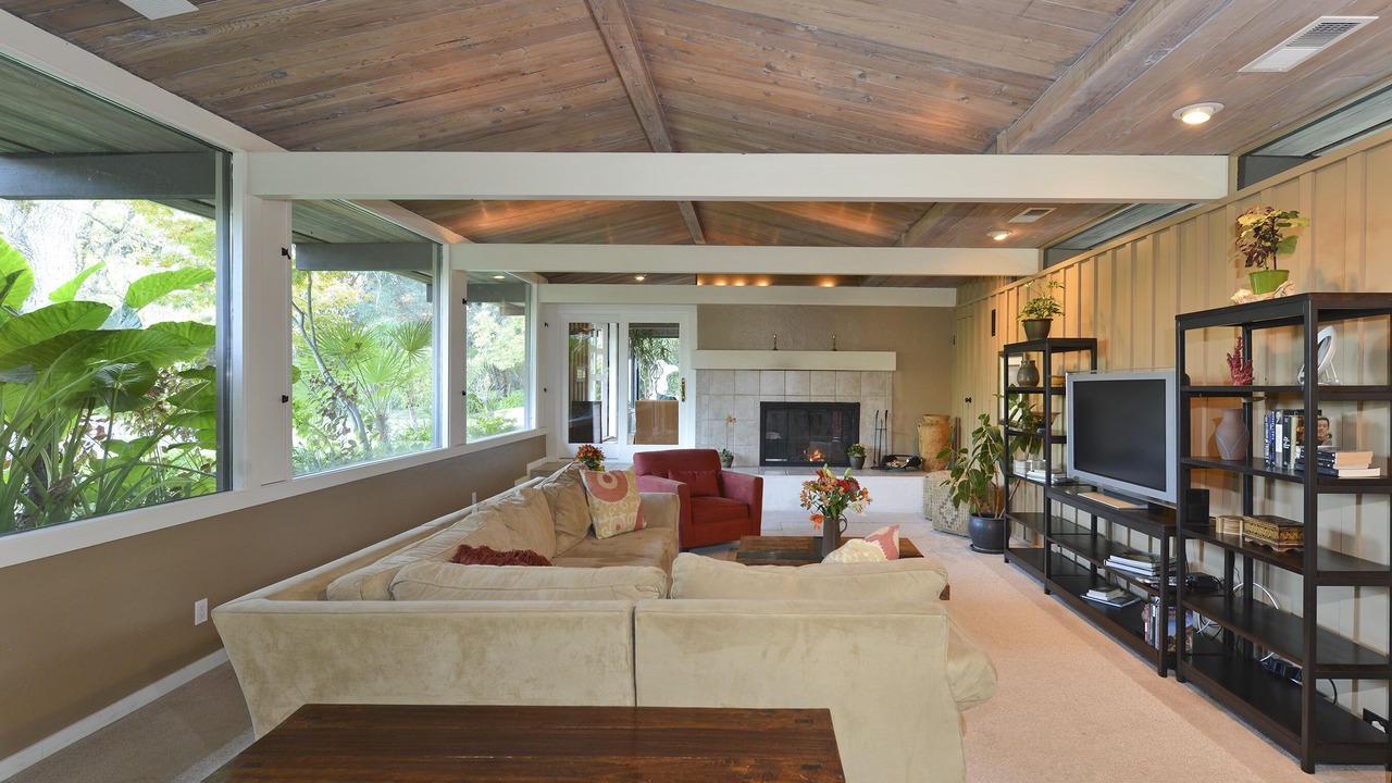 Photo of Livingroom in Eldridge