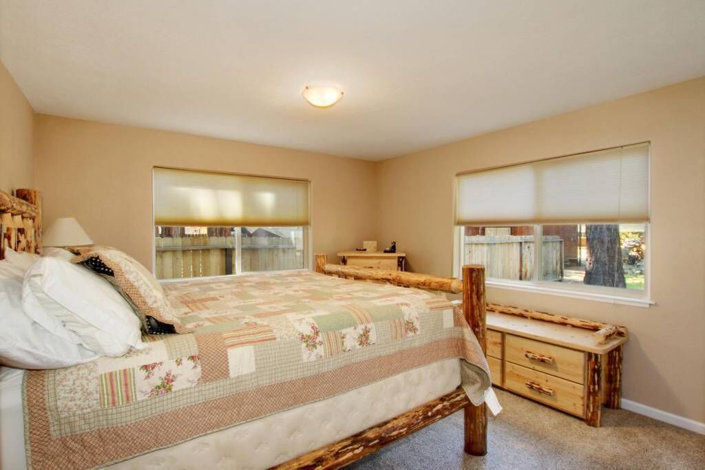 Photo of Bedroom in Black Bart