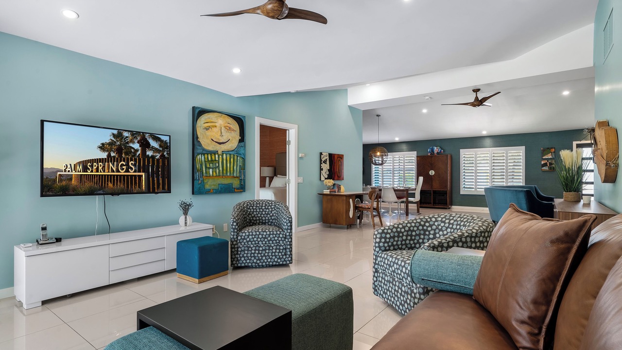 Photo of Livingroom in Tahquitz River Estates
