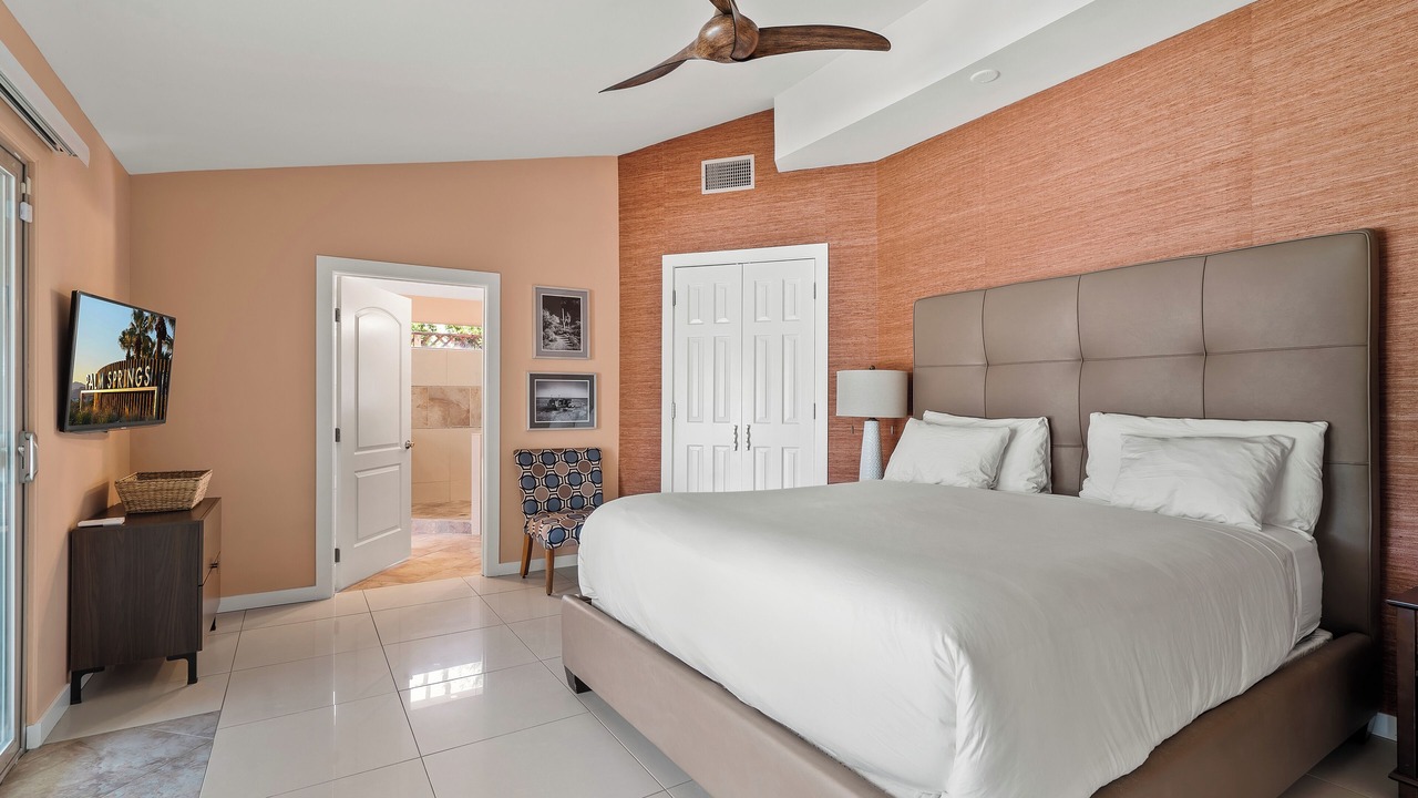 Photo of Bedroom in Tahquitz River Estates