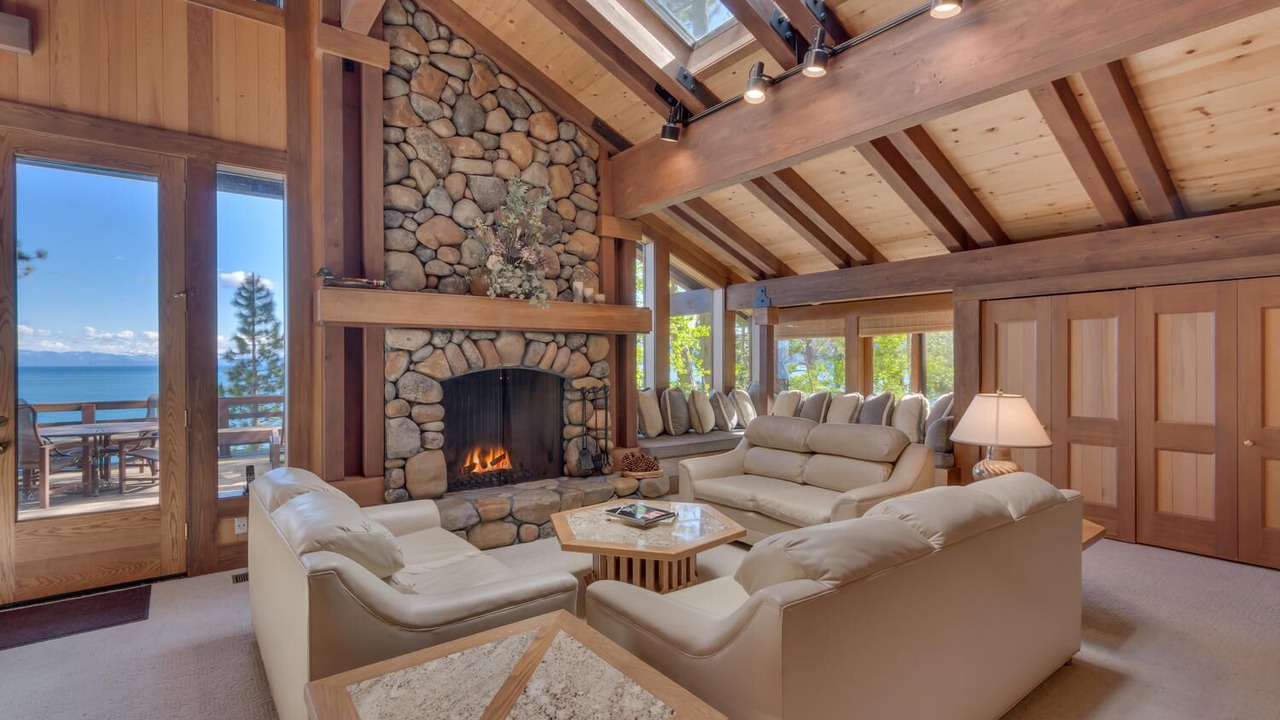 Photo of Livingroom in Tahoe City
