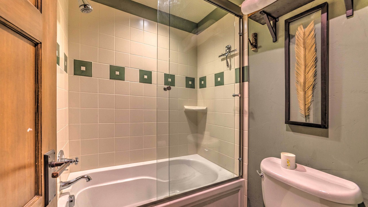 Photo of Bathroom in Woodwinds