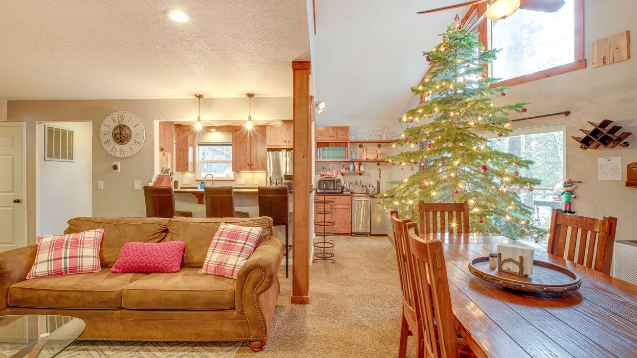 Photo of Livingroom in South Lake Tahoe