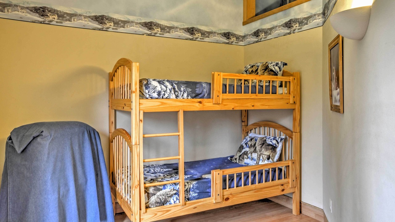 Photo of Bedroom in Tahoe Keys