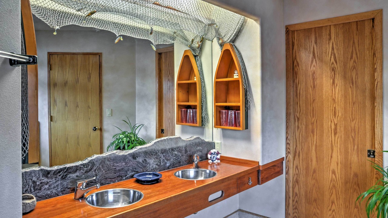 Photo of Bathroom in Tahoe Keys
