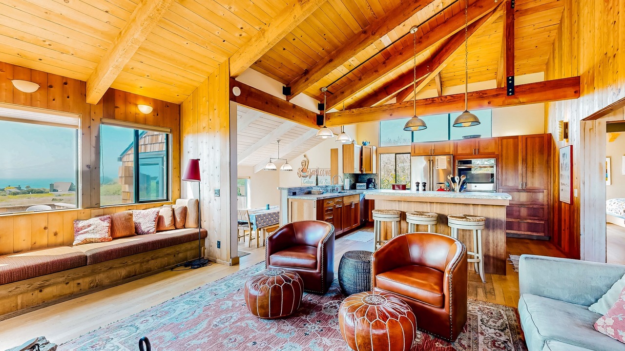 Photo of Livingroom in Sea Ranch