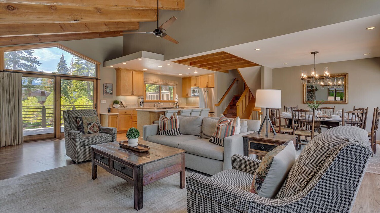 Photo of Livingroom in Lake Forest