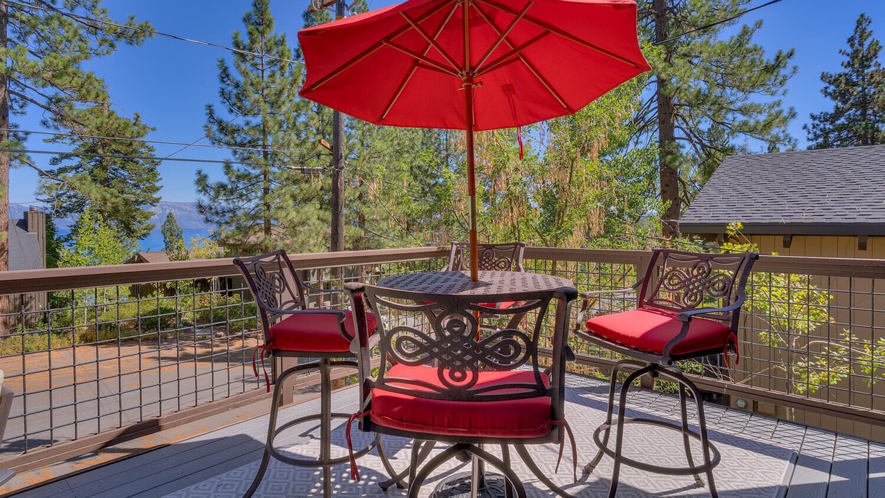 Photo of Outdoor in Lake Forest