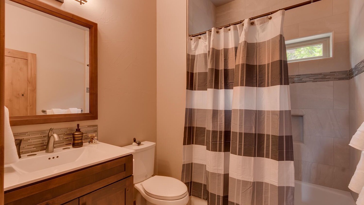 Photo of Bathroom in Lake Forest
