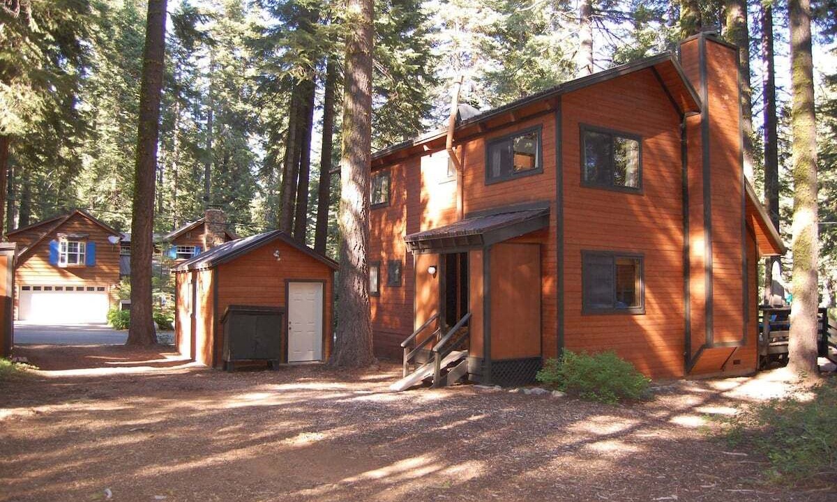 Photo of Others in Tahoe Pines