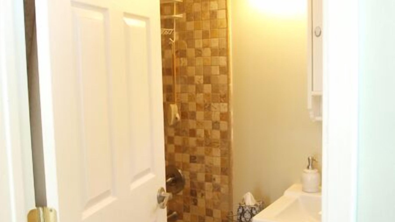 Photo of Bathroom in Clarkdale
