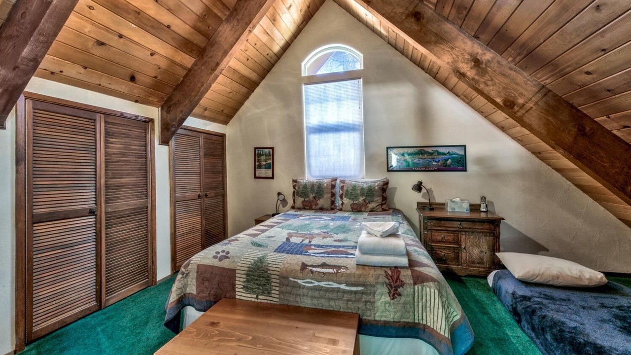 Photo of Bedroom in North Upper Truckee