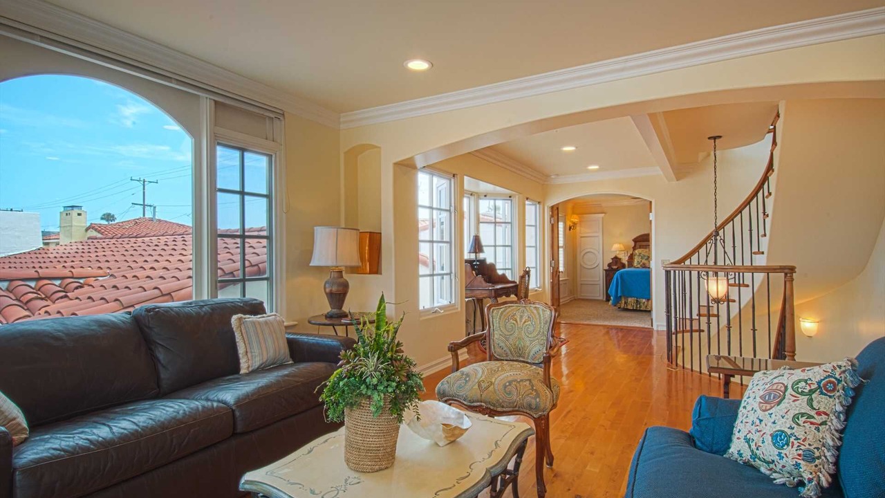 Photo of Bedroom in Balboa Peninsula